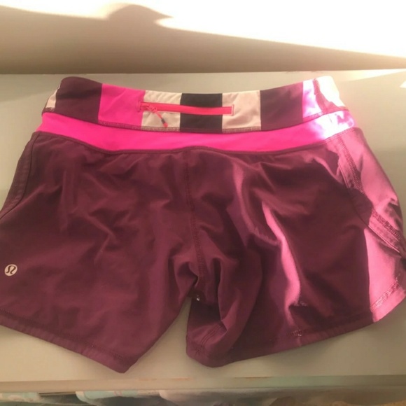 lululemon athletica Pants - Lululemon speed short size 4